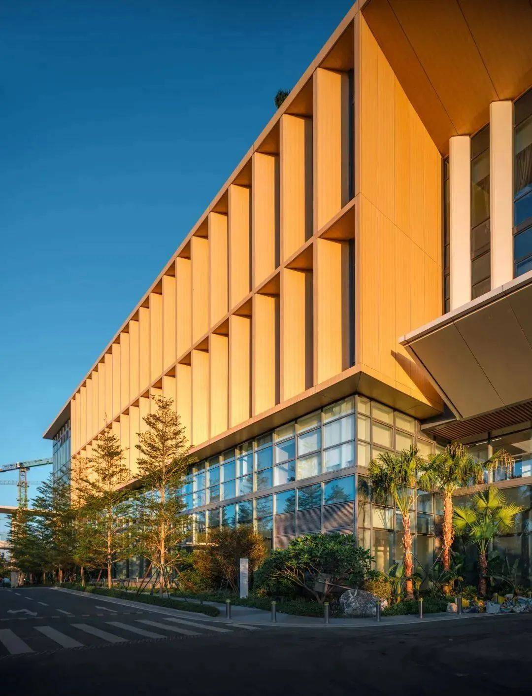 五大中心，上海五大中心